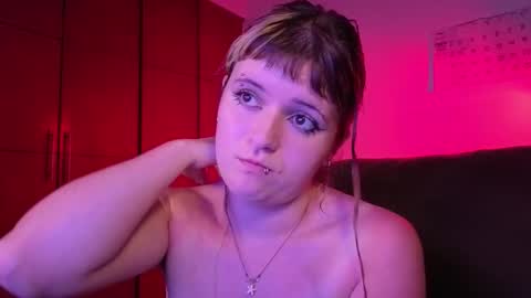 Hanna FREE ONLYFANS  online show from 11/27/25, 12:35