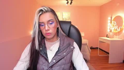 T A T I A N A online show from 05/17/26, 11:28