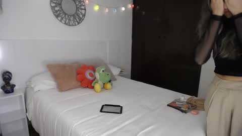 Catalina online show from 03/17/26, 02:38