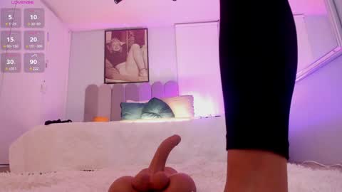 Snapshot of laady_brownn chatting on 01/24/25, 02:08 Cris online show from 01/24/25, 02:08