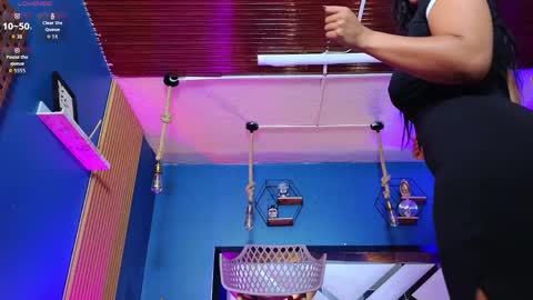 Snapshot of laady_brownn chatting on 10/11/25, 11:53 Cris online show from 10/11/25, 11:53