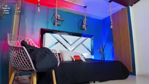 Snapshot of laady_brownn chatting on 10/25/25, 11:07 Cris online show from 10/25/25, 11:07