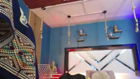 Snapshot of laady_brownn chatting on 11/08/25, 11:10 Cris online show from 11/08/25, 11:10