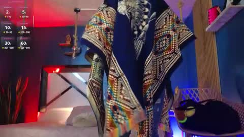 Snapshot of laady_brownn chatting on 11/16/25, 11:16 Cris online show from 11/16/25, 11:16