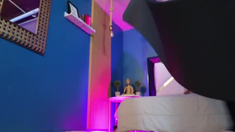 Cris  online show from 04/02/26, 11:41