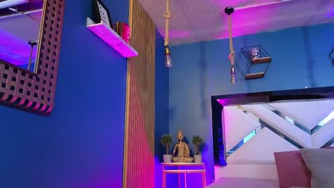 Cris  online show from 04/08/26, 11:54