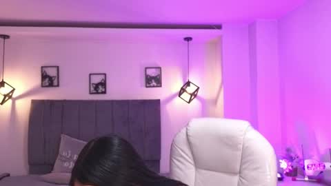 Snapshot of laara_croft chatting on 05/19/26, 01:56 L A R A online show from 05/19/26, 01:56