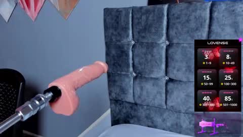 Snapshot of laau_hot1 chatting on 10/02/25, 09:22 danny online show from 10/02/25, 09:22