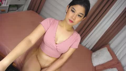 Snapshot of labonita_carla chatting on 01/06/25, 10:58 CARLA online show from 01/06/25, 10:58