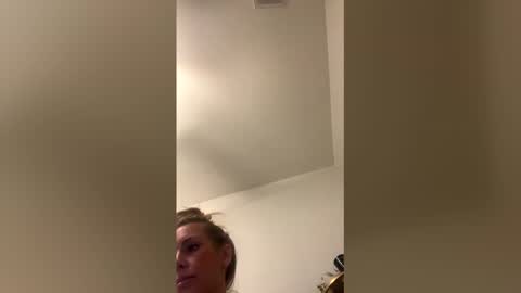 laceylayne96 online show from 05/29/26, 01:47