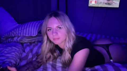 LACEY online show from 06/12/26, 06:01