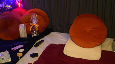 Latex Lacie online show from 03/11/26, 05:52