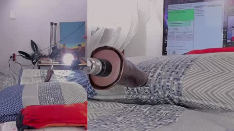 Snapshot of lacii_lost chatting on 12/23/24, 12:25 LACI LOST online show from 12/23/24, 12:25