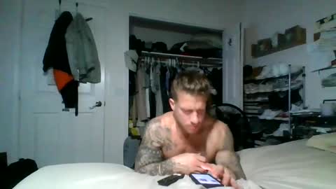 Snapshot of lacrioxcum18 chatting on 03/10/25, 04:28 lacrioxcum18 online show from 03/10/25, 04:28