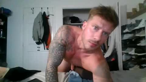 Snapshot of lacrioxcum18 chatting on 11/21/25, 11:14 lacrioxcum18 online show from 11/21/25, 11:14