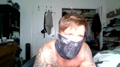 lacrioxcum18 online show from 02/04/26, 03:51