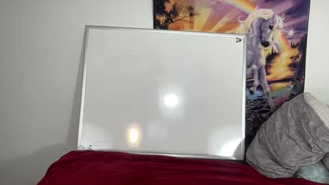 Lacy8Vankort online show from 12/03/25, 10:19