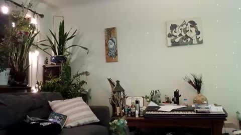 Snapshot of lacybell chatting on 10/29/25, 04:04 lacybell online show from 10/29/25, 04:04