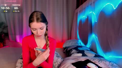 Snapshot of lada2k4 chatting on 03/19/26, 05:44 Lada online show from 03/19/26, 05:44