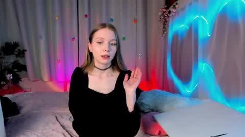 Snapshot of lada2k4 chatting on 04/23/26, 12:29 Lada online show from 04/23/26, 12:29