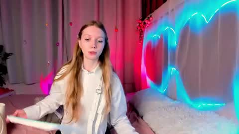Snapshot of lada2k4 chatting on 07/03/26, 05:25 Lada online show from 07/03/26, 05:25