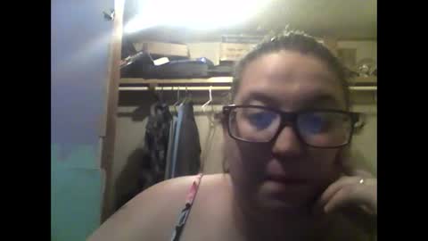 Snapshot of laddybuggie27 chatting on 01/31/25, 08:22 Laddybuggie27 online show from 01/31/25, 08:22