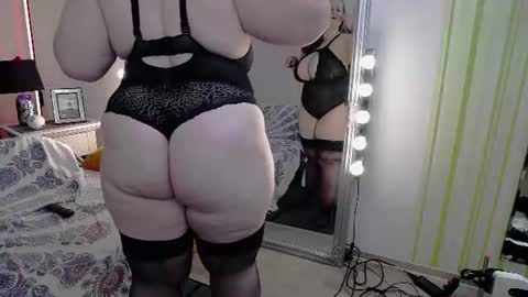 Lucy online show from 06/19/26, 06:23