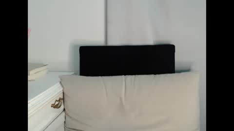 lady____a online show from 02/19/25, 03:39