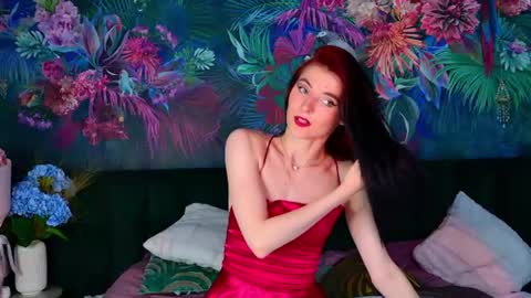 Nicole online show from 07/07/26, 06:12