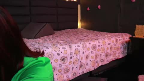 Kathie  Dicky    online show from 10/12/25, 01:32