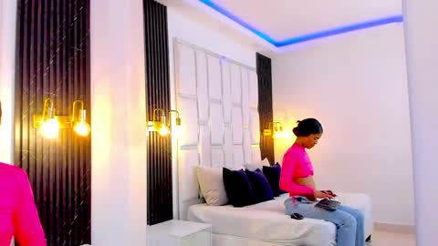 Lady  online show from 04/08/26, 10:43