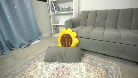 Anna online show from 05/18/26, 02:51