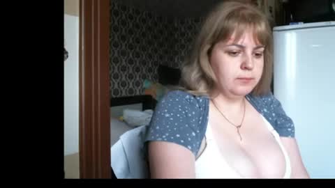 Snapshot of lady_cute_cat chatting on 07/03/26, 03:02 lady cute cat29 online show from 07/03/26, 03:02