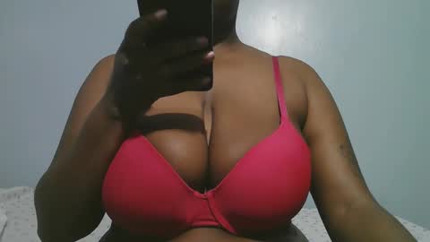 lady_dearra online show from 02/21/26, 02:56