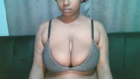 lady_dearra online show from 03/28/26, 04:23