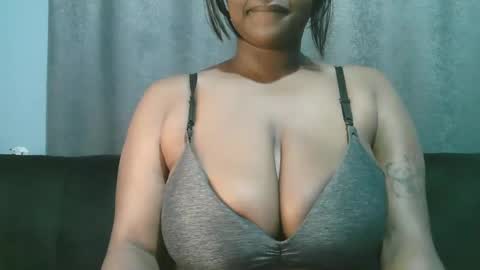 lady_dearra online show from 05/16/26, 03:03