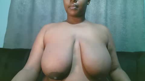 lady_dearra online show from 06/01/26, 02:24