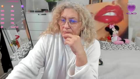 diana online show from 01/22/25, 11:45