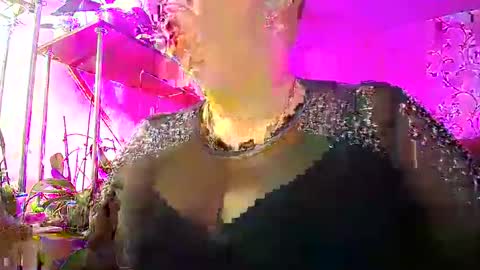 Lady Gloria online show from 01/05/25, 05:51