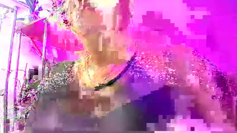 Lady Gloria online show from 01/11/25, 09:26