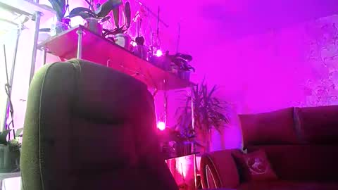 Lady Gloria online show from 01/11/25, 12:29