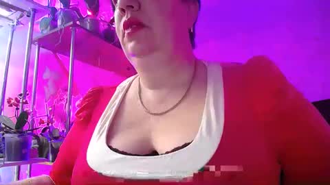 Lady Gloria online show from 03/06/25, 04:19