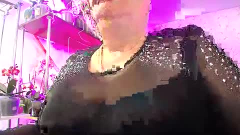 Lady Gloria online show from 03/08/25, 09:17