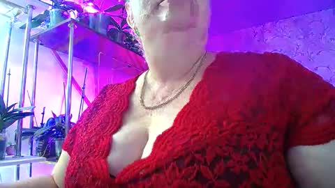 Lady Gloria online show from 09/24/25, 01:58