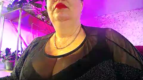 Snapshot of lady_gloria chatting on 02/02/26, 06:12 Lady Gloria online show from 02/02/26, 06:12