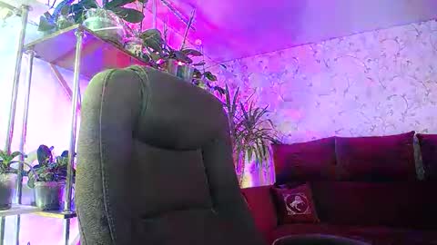Snapshot of lady_gloria chatting on 02/03/26, 06:40 Lady Gloria online show from 02/03/26, 06:40