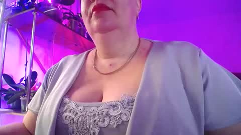 Snapshot of lady_gloria chatting on 03/09/26, 05:22 Lady Gloria online show from 03/09/26, 05:22