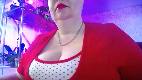 Snapshot of lady_gloria chatting on 03/29/26, 06:02 Lady Gloria online show from 03/29/26, 06:02