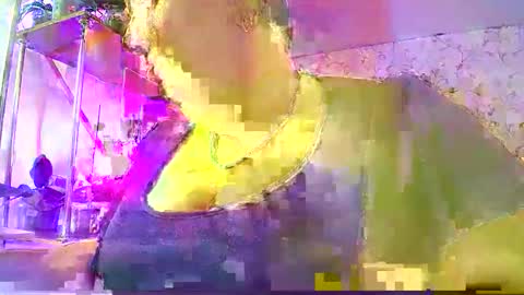 Snapshot of lady_gloria chatting on 04/25/26, 01:41 Lady Gloria online show from 04/25/26, 01:41