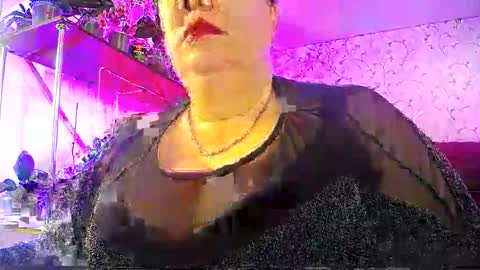 Snapshot of lady_gloria chatting on 05/10/26, 06:40 Lady Gloria online show from 05/10/26, 06:40